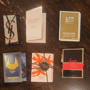 Designer Perfume Sample Set